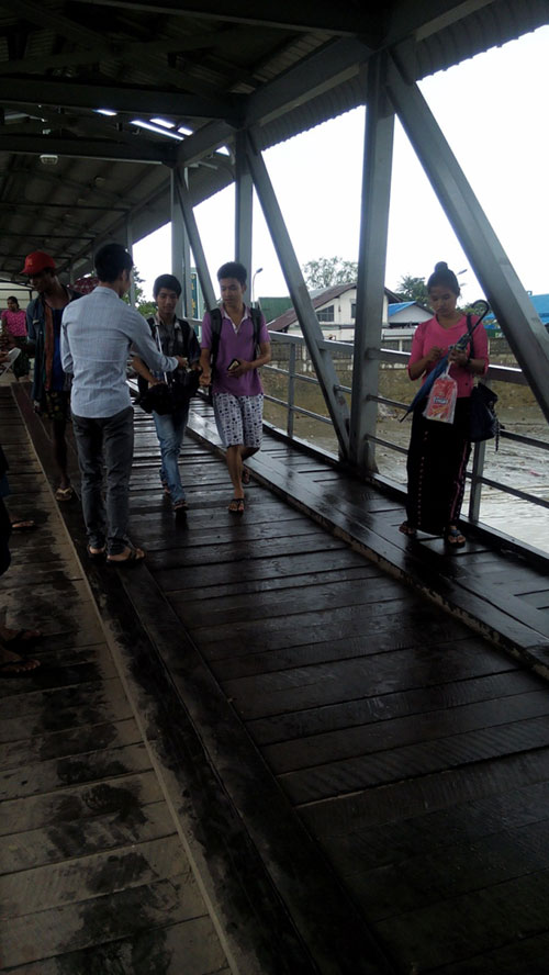 Distributing Gospel tracts at Yangon Seaport