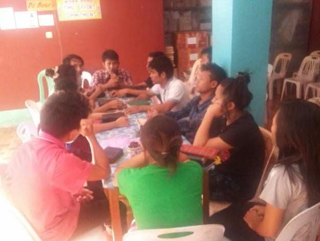 Final year students at the Southeast Asia Bible College having their prayer meeting.