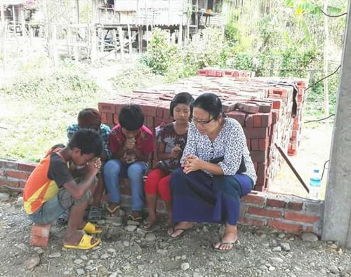 Praying together with kids