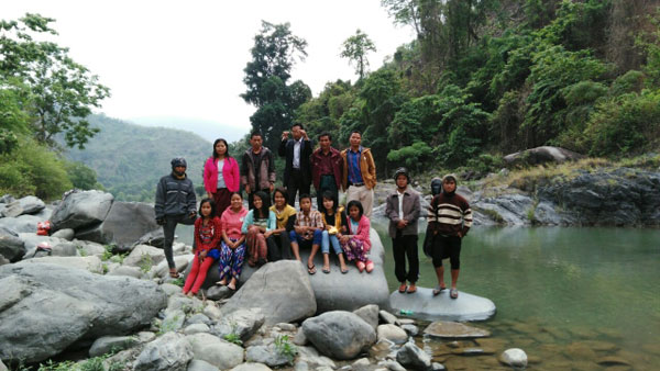 Six new converts who took water baptism (front line)