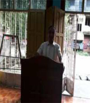 Prof. Ram Lian Khuai having a closing prayer
